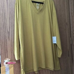 Croft & Barrow Women's V-Neck Sweater - Mustard Yellow